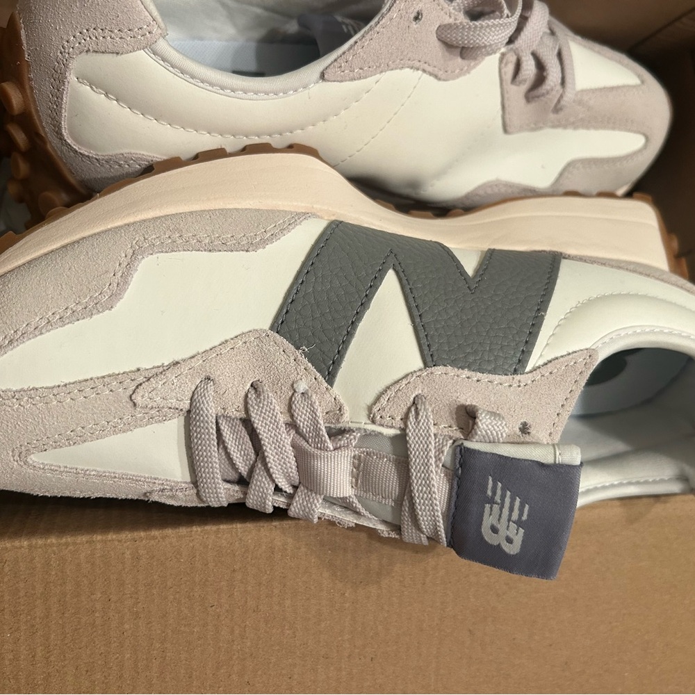 Never worn, Brand New Balance Cream & Gray Retro Runner with Gum Sole - Picture 4 of 5